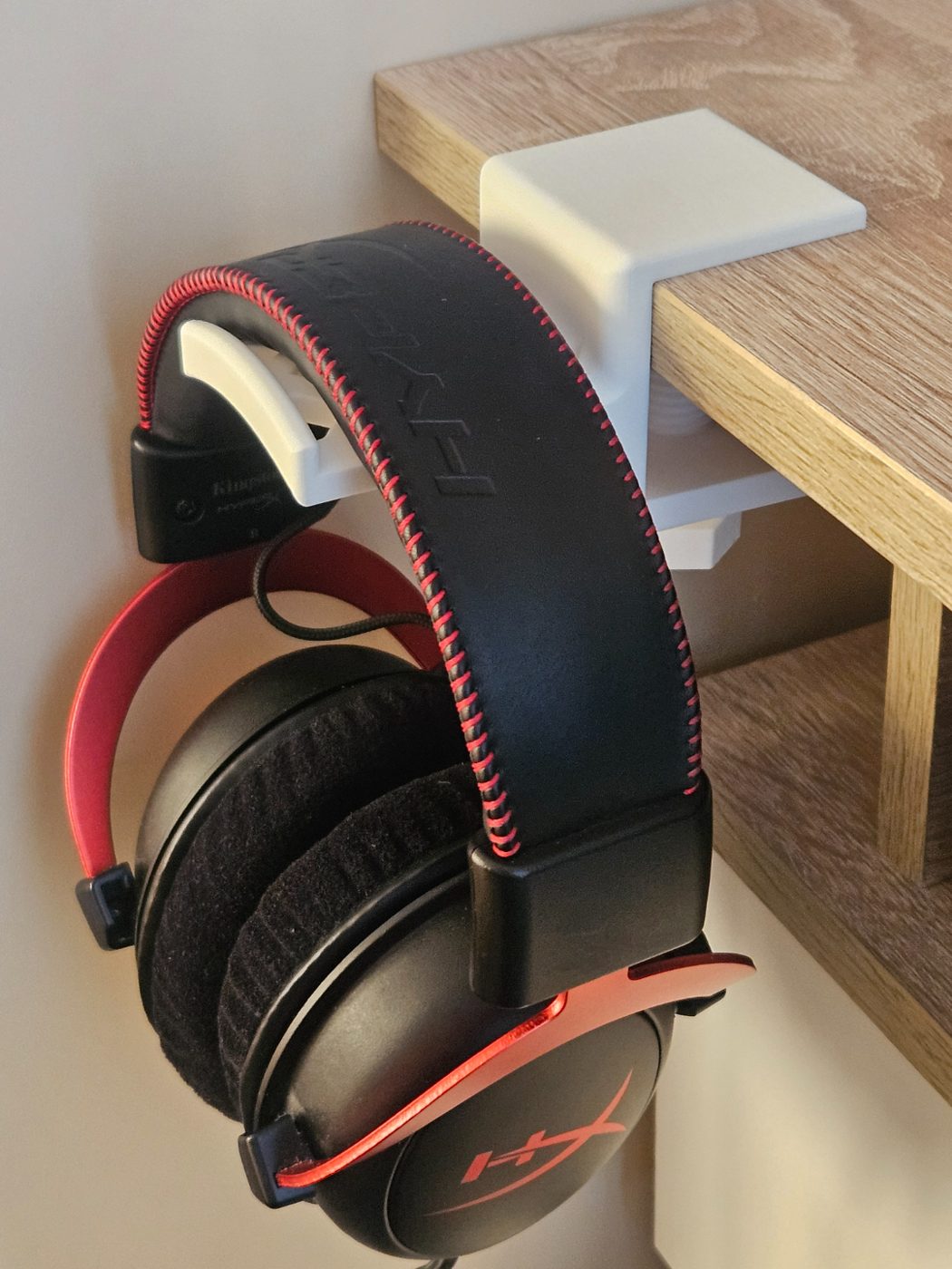 Headphone holder