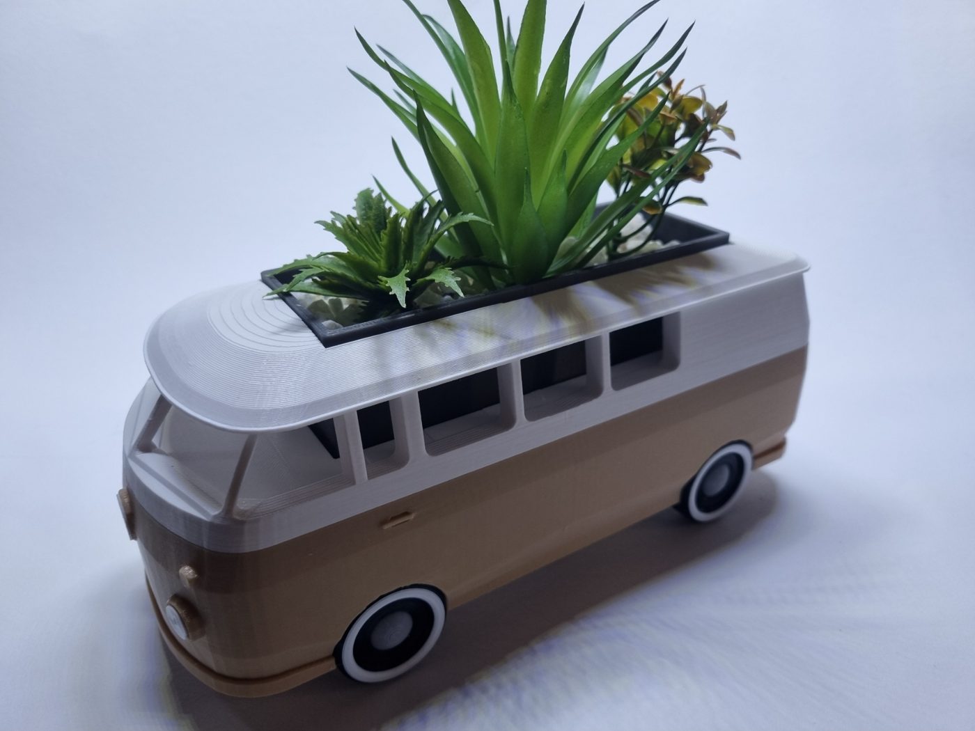 VW Bulli Bus Planter