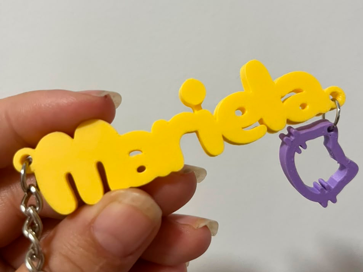 Customizable Name Keychain with Double Connection