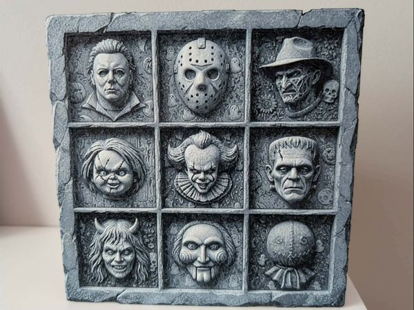 Tiled horrors - Slate style hueforge