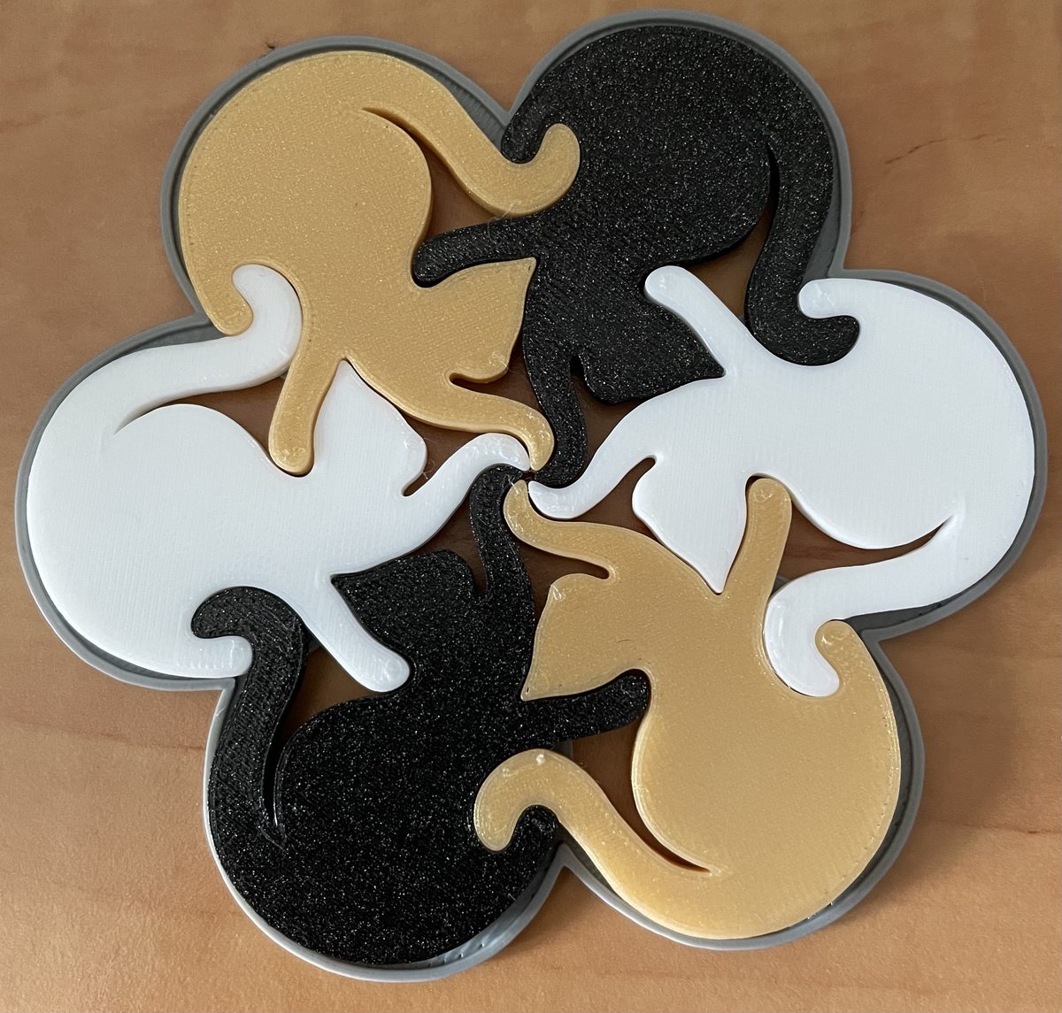 Puzzle Cat Coaster + support